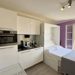 Riviera Nice: Old Town With Sea View Nice