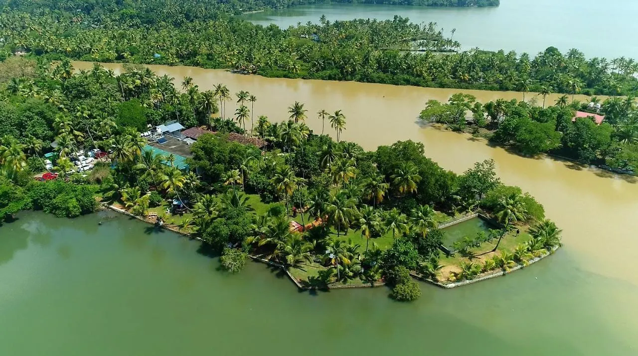 Lake N River Resort Munroe Island Mundrothuruth