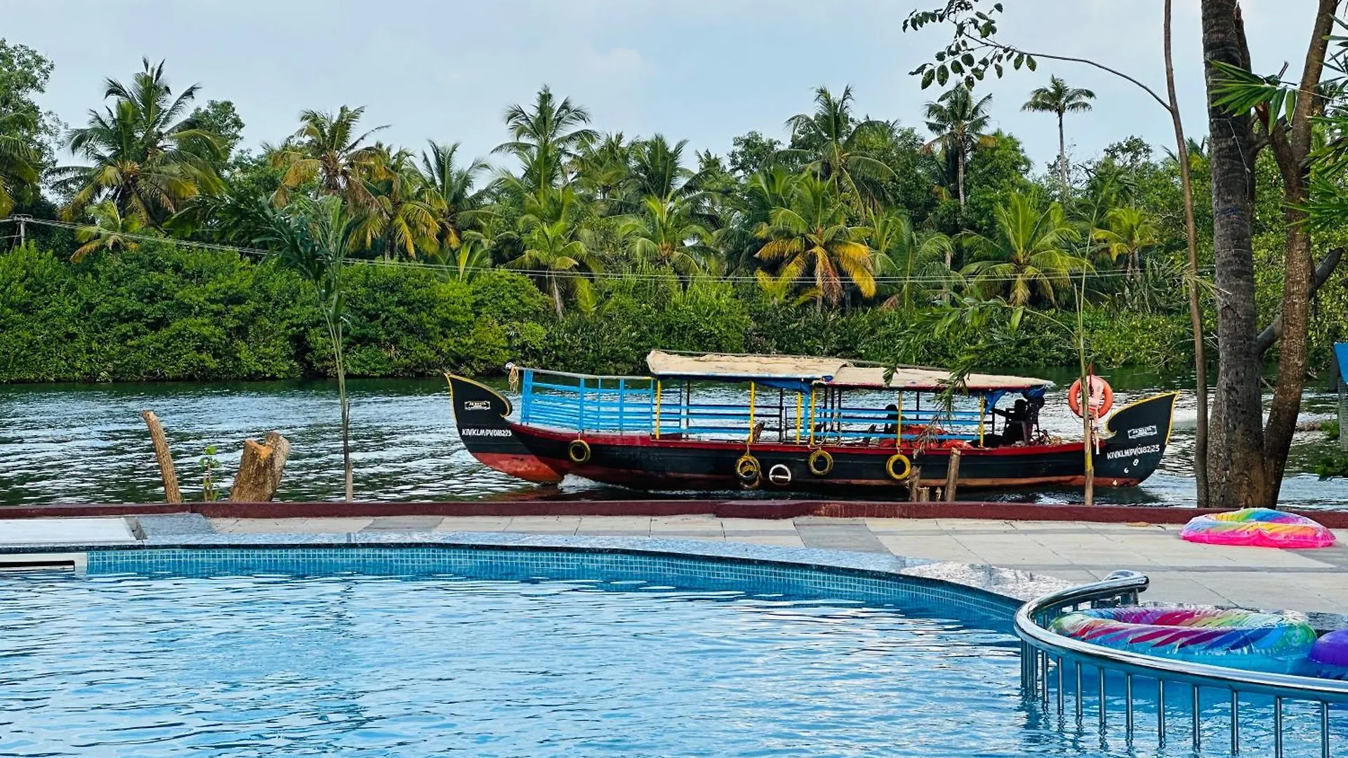 Lake N River Resort Munroe Island Mundrothuruth India
